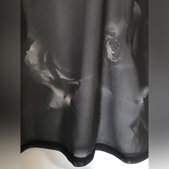 RM Rebecca Minkoff ,size L, long sleeves screen like fabric , nice details - Picture 12 of 16